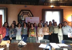 Fotografía de la reunión de representantes de uniersidades para la creación de la red por el Observatorio del derecho a la alimentación en España